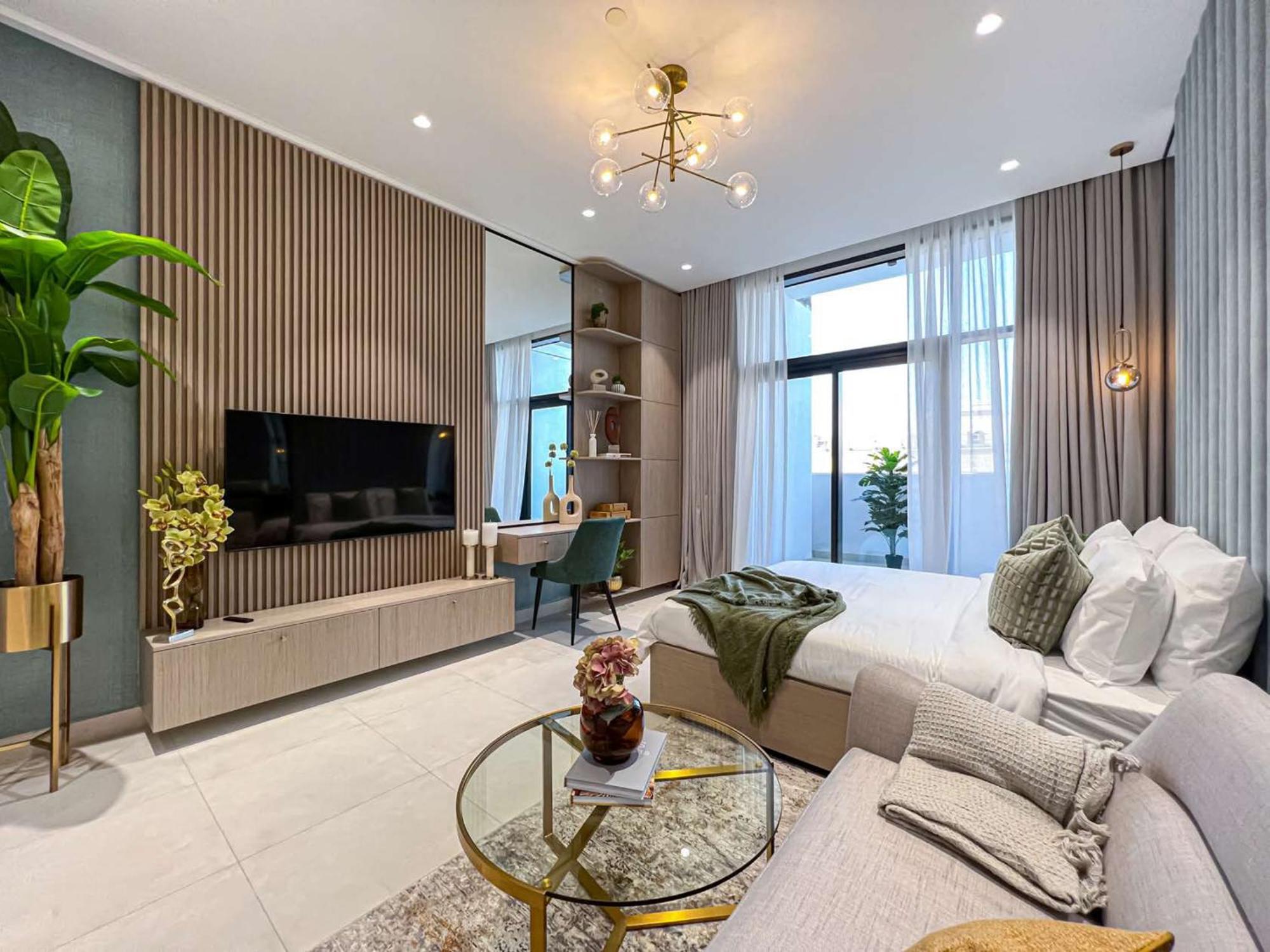 Bright New With Pool & Gym Access, 5 Min From Gardens Metro Апартаменти