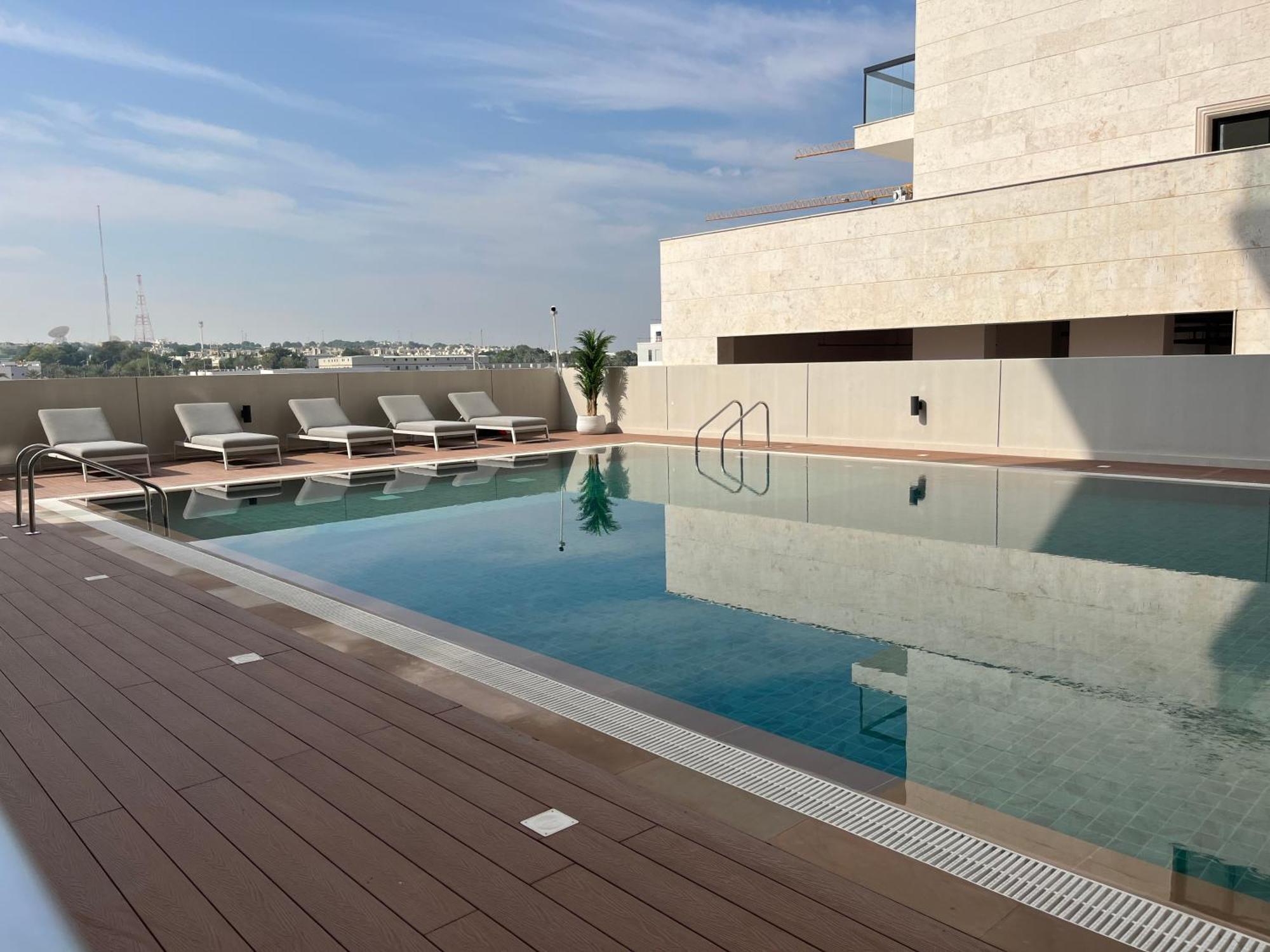 Bright New With Pool & Gym Access, 5 Min From Gardens Metro * Дубай